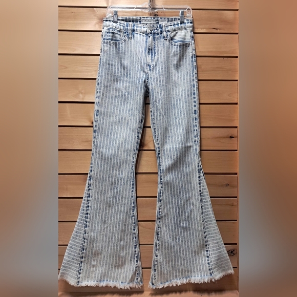 KanCan Denim - KanCan Blue and White Striped Flare Jeans Size 27 NWT